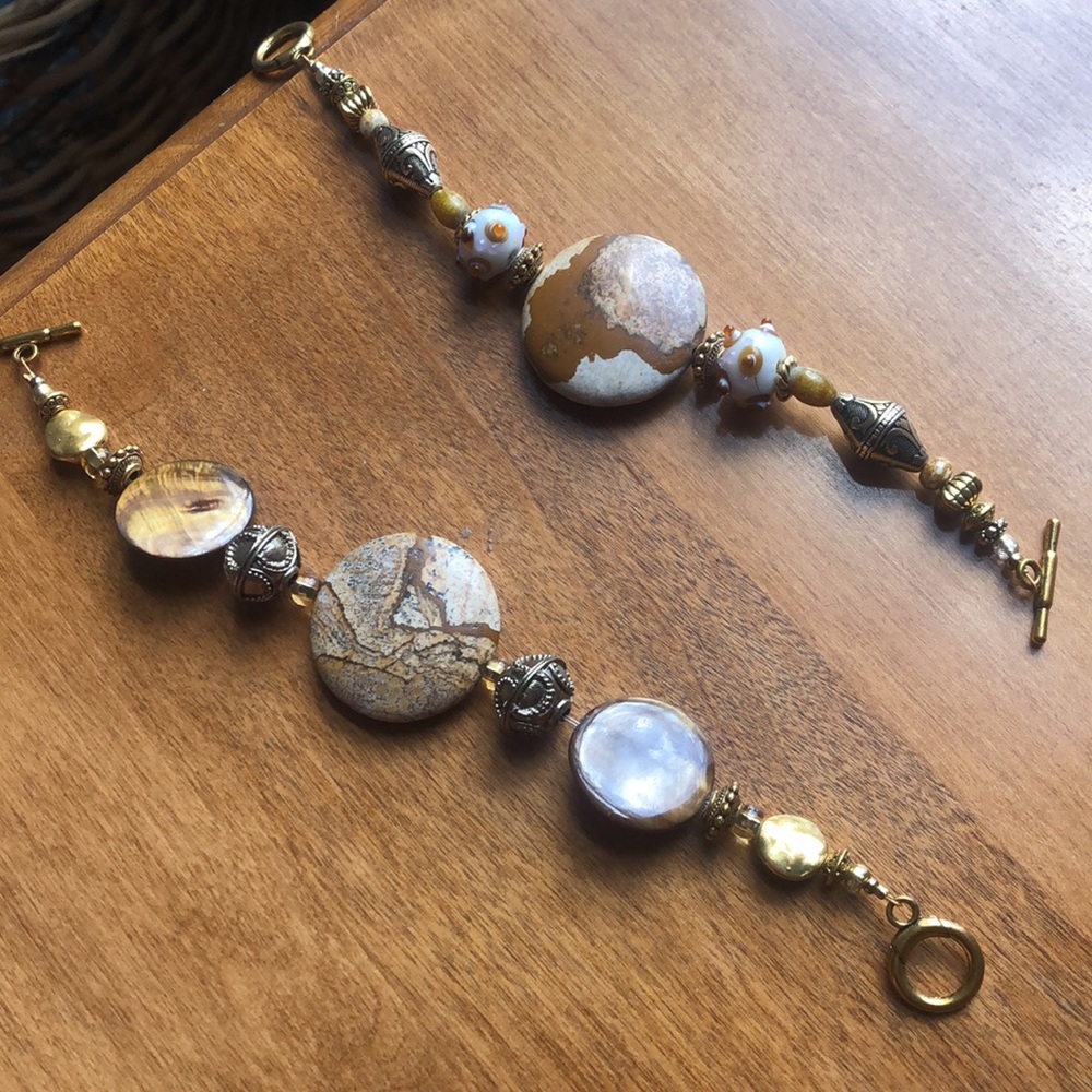 Two bracelets - Picture 3 of 3